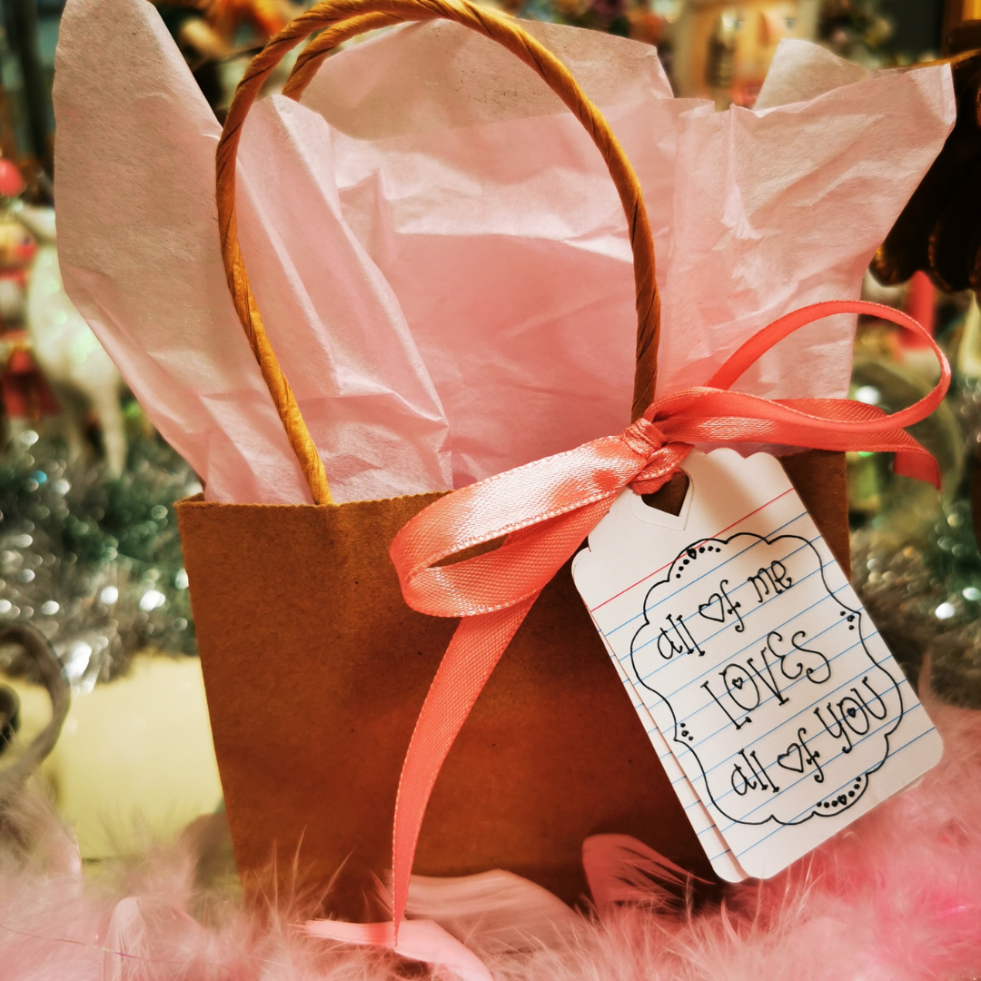 GIFT WRAPPING