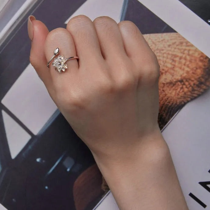 Lotus Adjustable Ring