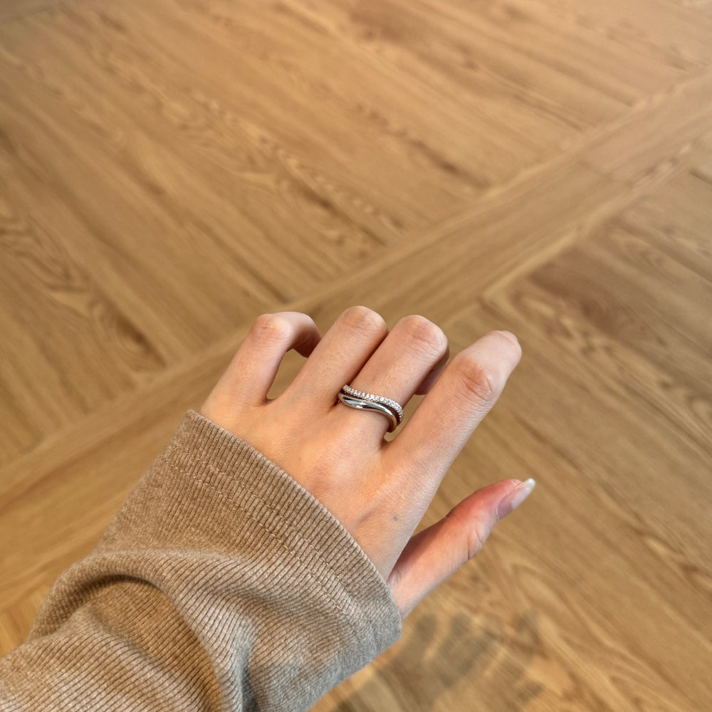 Organically Shaped Stacking Ring