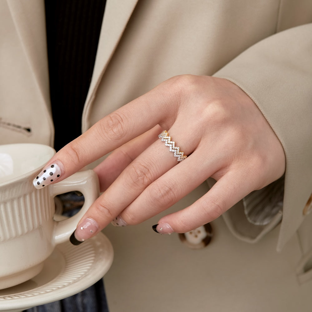 Zig Zag CZ Anniversary Band