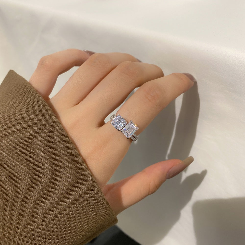 Sparkling Rectangle Ring