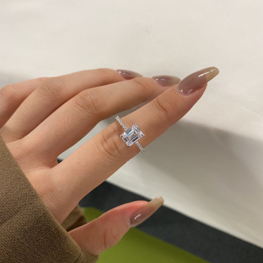 Sparkling Rectangle Ring