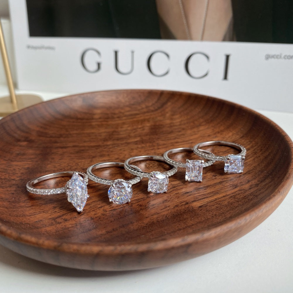 Sparkling Rectangle Ring