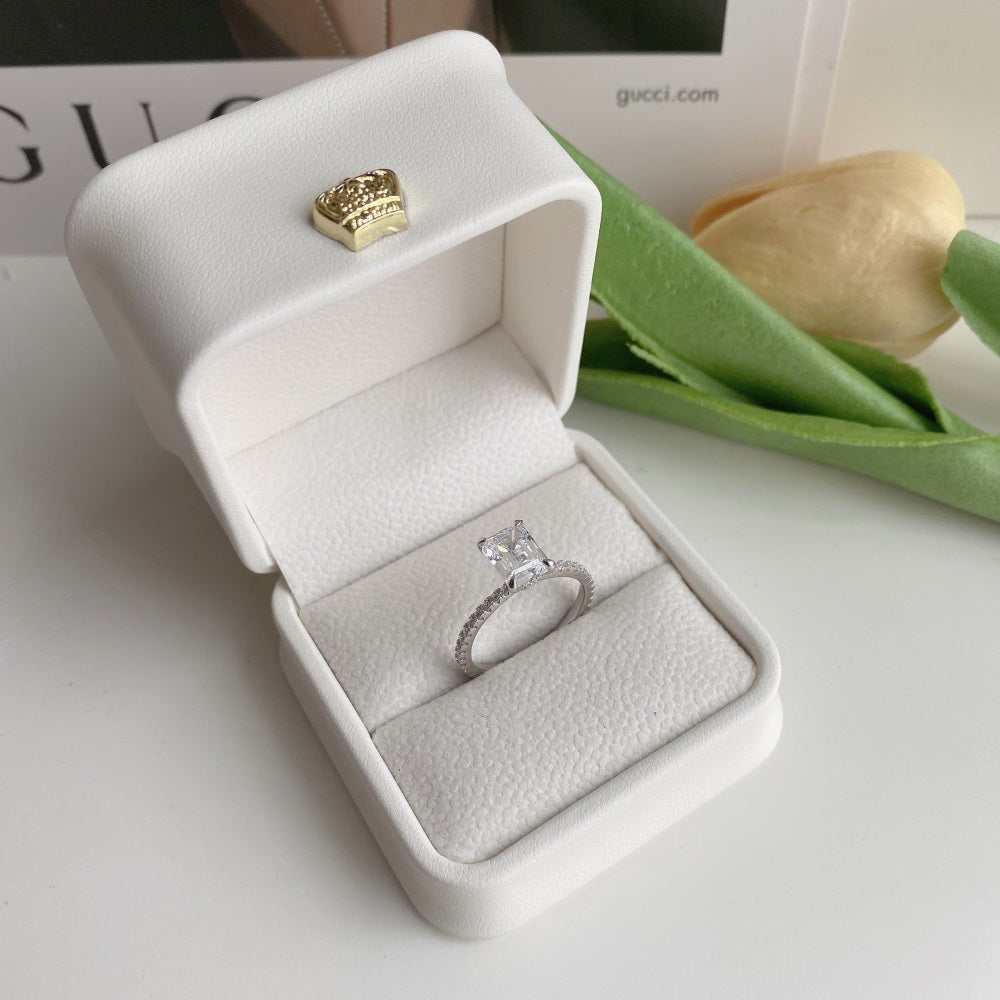 Sparkling Rectangle Ring