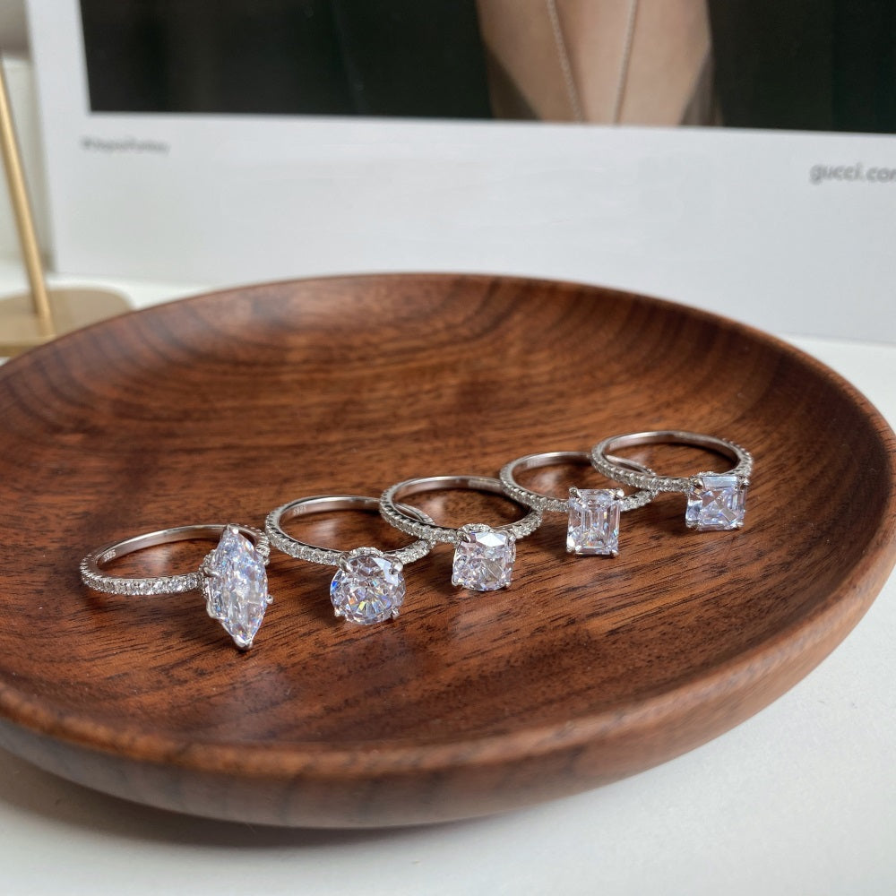 Sparkling Rectangle Ring