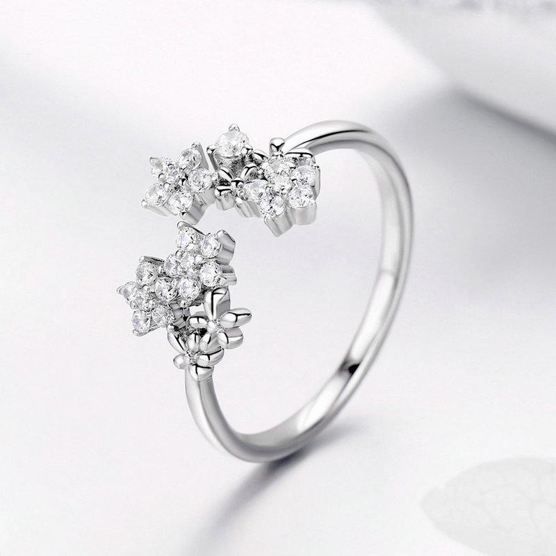 CZ Daisy Adjustable Ring