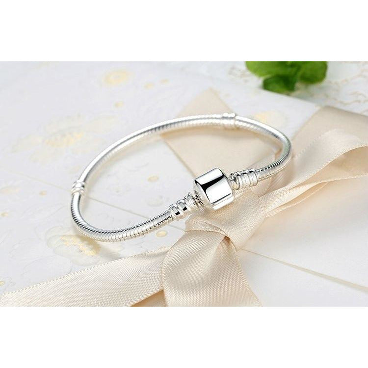 Plain Clasp Snake Bracelet