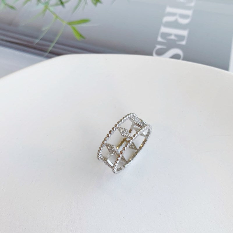 Diamond Motive Ring