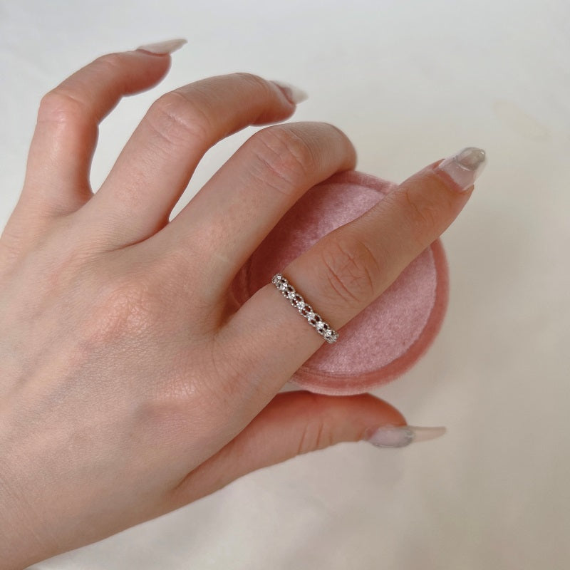 Round CZ Band