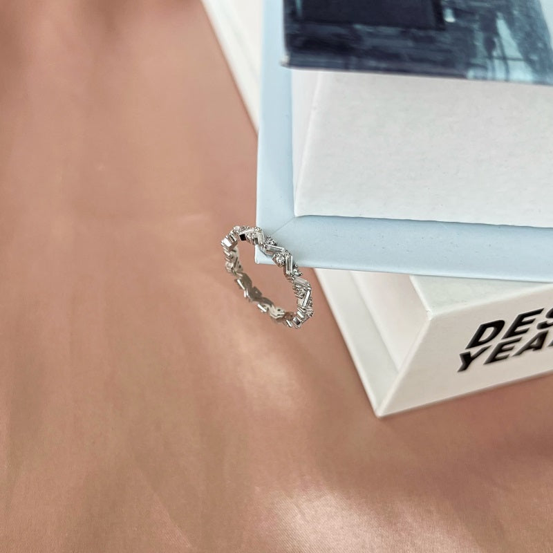 Round and Baguette CZ Band