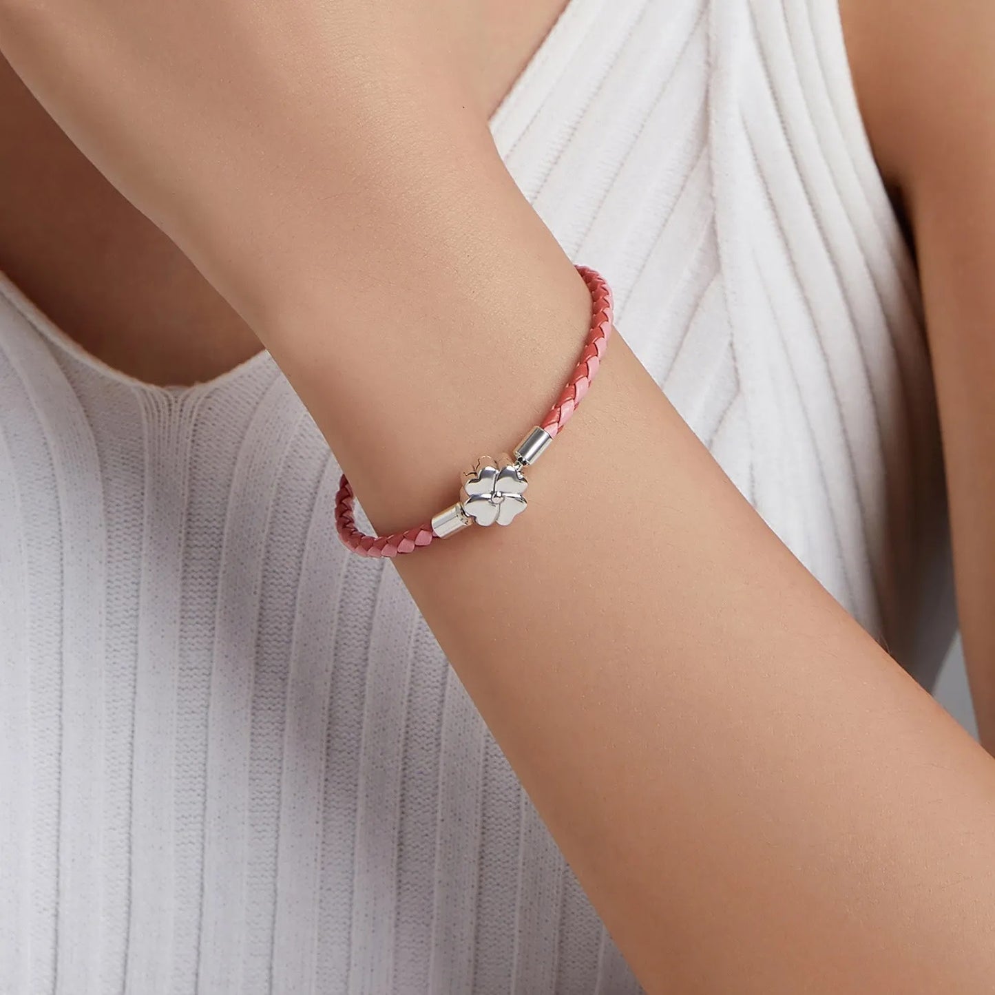 Clover Clasp Pink Single Leather Charm Bracelet
