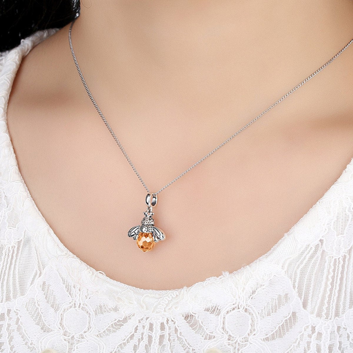 925 Sterling Silver Cute Orange Queen Bee Animal Pendant Necklace for Women Fashion Jewelry SCC035