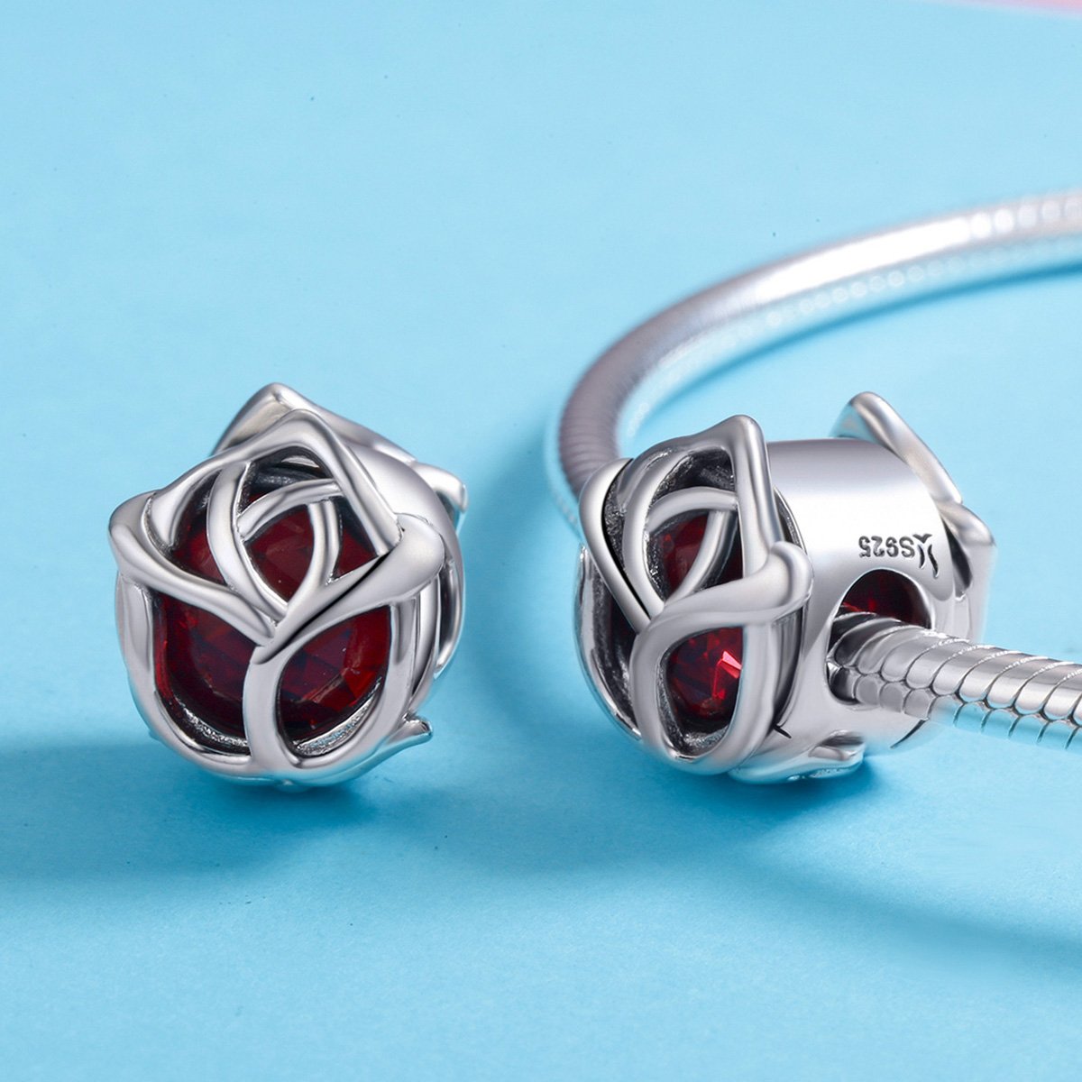 Romantic 100% 925 Sterling Silver Rose Flower Red Crystal Charm Beads fit Women Charm Bracelet DIY Jewelry Making SCC568