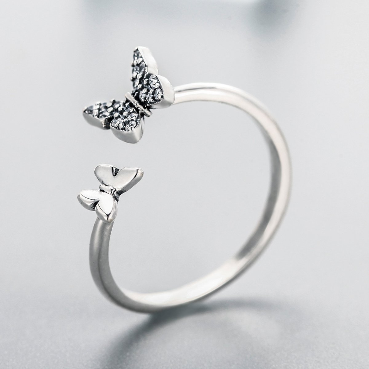 925 Sterling Silver Dazzling Cubic Zircon Butterfly Open Finger Ring for Women Fashion Jewelry Gift SCR087
