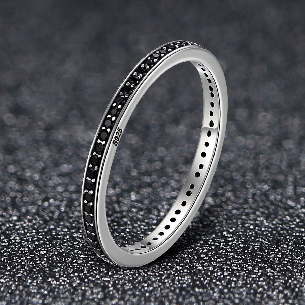 The 2017 Christmas DEALS Authentic 925 Sterling Silver Black Dazzling CZ Stackable Rings for Women Wedding Jewelry SCR114