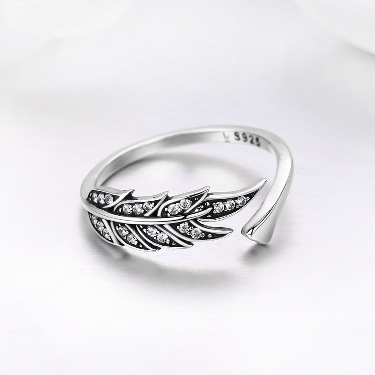 Hot Sale Authentic 925 Sterling Silver Feather Wings Adjustable Finger Ring for Women Sterling Silver Jewelry Gift SCR313