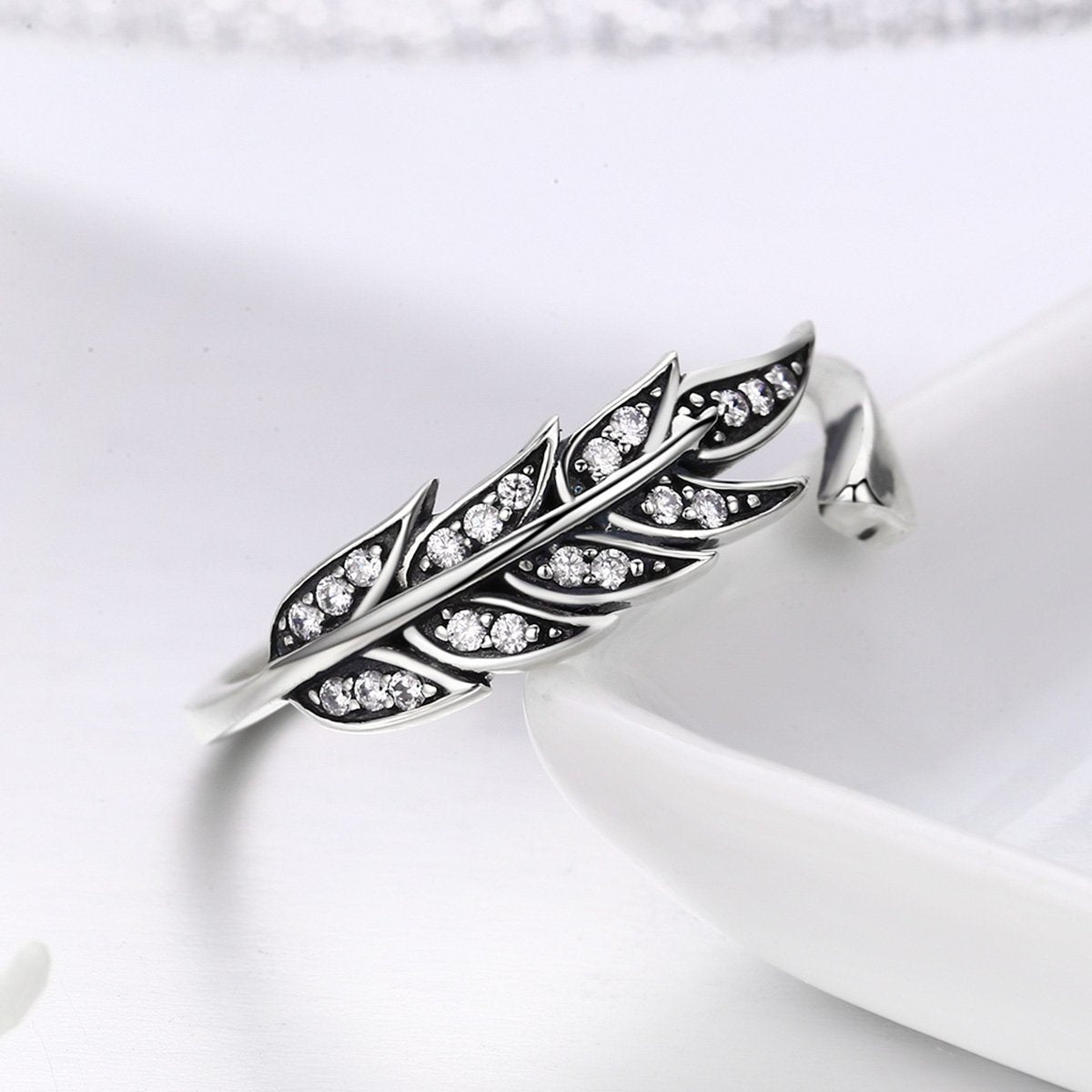 Hot Sale Authentic 925 Sterling Silver Feather Wings Adjustable Finger Ring for Women Sterling Silver Jewelry Gift SCR313
