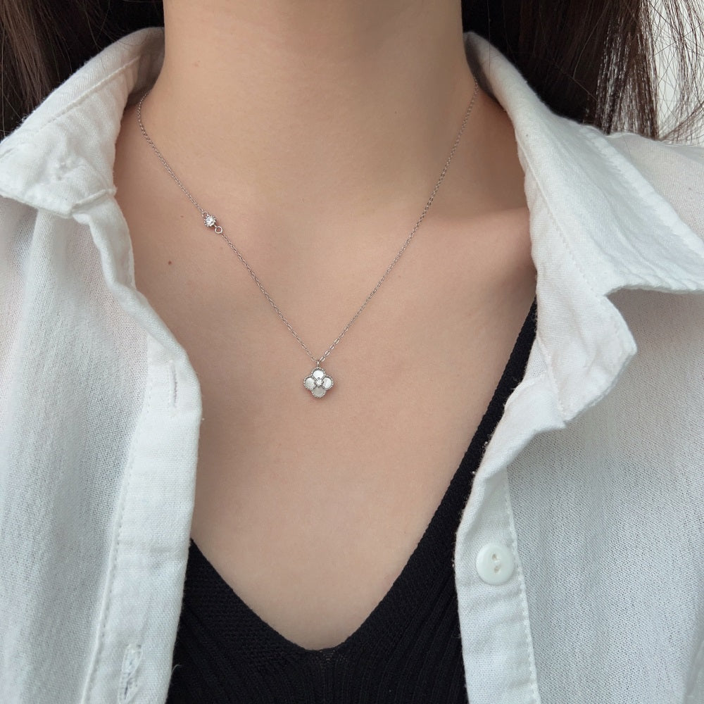 Mother of Pearl Clover Necklace