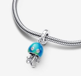 Colour-Changing Jellyfish Charm