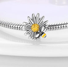 Load image into Gallery viewer, 925 Sterling Silver Sunflower and Bee Silicone Stopper/Spacer