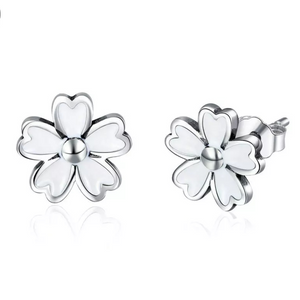 925 Sterling Silver White Enamel Daisy Flower Stud Earrings