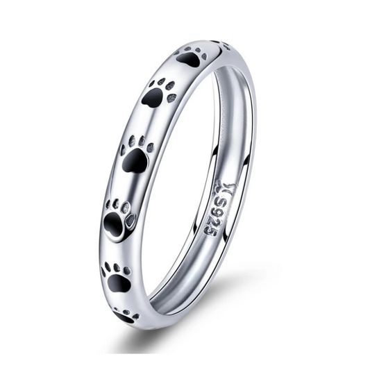 Stackable Black Dog and Cat Paw Prints Motive Ring