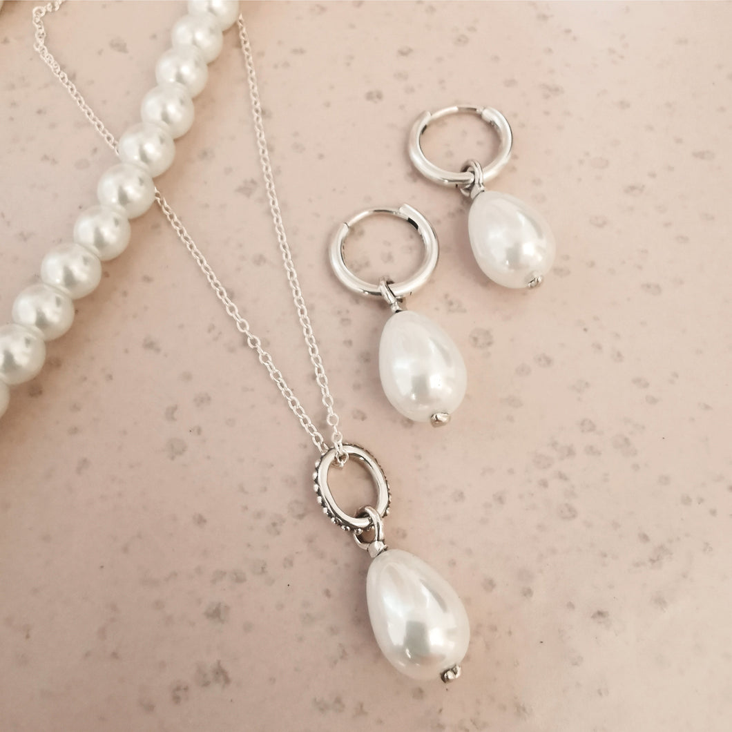 925 Sterling Silver Imitation Pearl Necklace and Earrings set