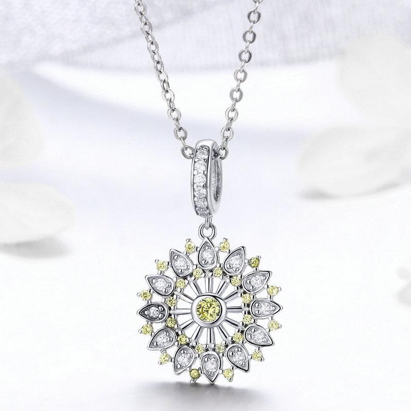 FASHIONABLE PENDANTS SHINING ZIRCON 925 SILVER CHARM