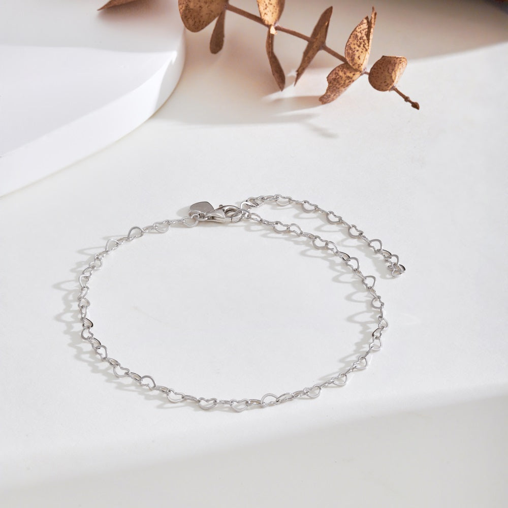 Elegant Heart Link Bracelet