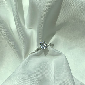 925 Sterling Silver CZ Rectangle Ring