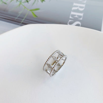 Diamond Motive Ring