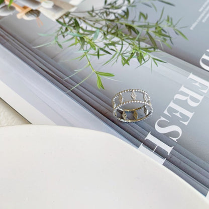 Diamond Motive Ring