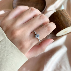 925 Sterling Silver CZ Oval Ring