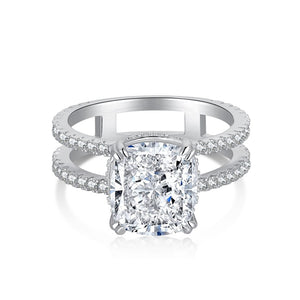925 Sterling Silver Oval Vintage CZ Ring