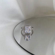 Load image into Gallery viewer, 925 Sterling Silver CZ Rectangle Ring