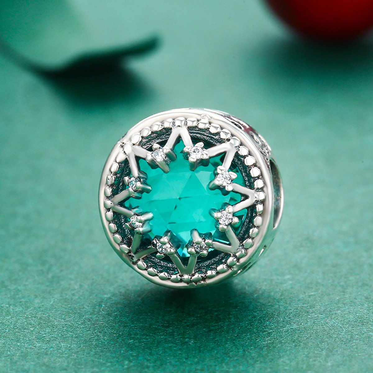 Romantic 925 Sterling Silver Glittering Snowflake Green Crystal Beads fit Women Bracelet Jewelry Christmas Gift SCC308