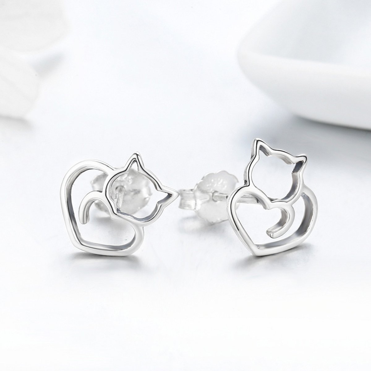 Authentic 925 Sterling Silver Cute Cat Small Stud Earrings for Women Fashion Sterling Silver Jewelry SCE271