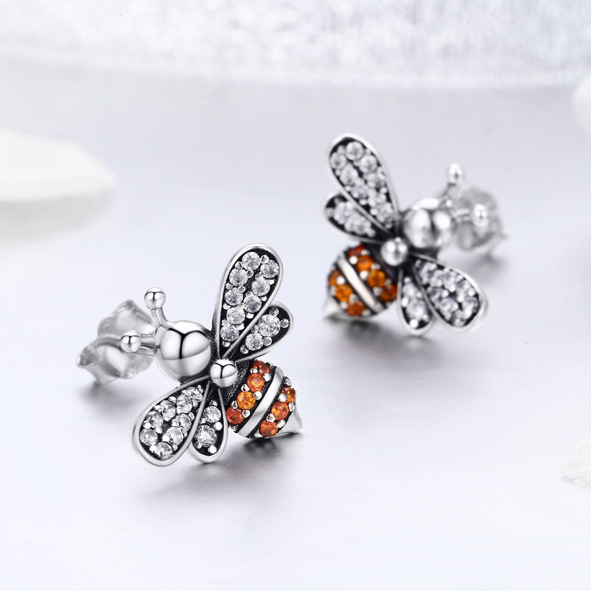 100% 925 Sterling Silver Bee Story Clear CZ Exquisite Stud Earrings for Women Fashion Silver Jewelry SCE344