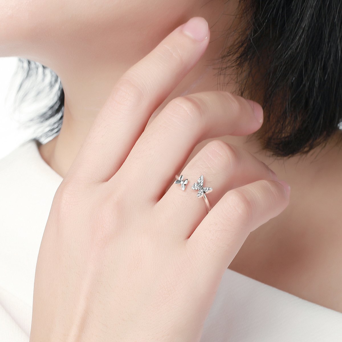 925 Sterling Silver Dazzling Cubic Zircon Butterfly Open Finger Ring for Women Fashion Jewelry Gift SCR087