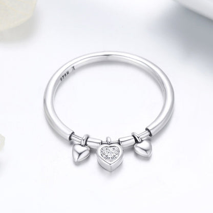 New Arrival 925 Sterling Silver Glittering Heart Clear CZ Anel Female Ring Women Wedding Engagement Jewelry SCR215