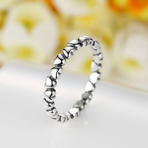 925 Sterling Silver Stackable Trail of Hearts Ring